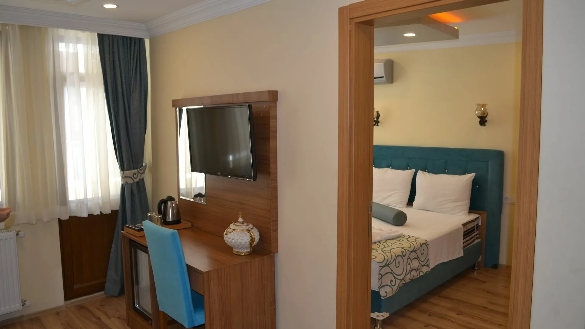 Riverland Suites Istanbul Hotel